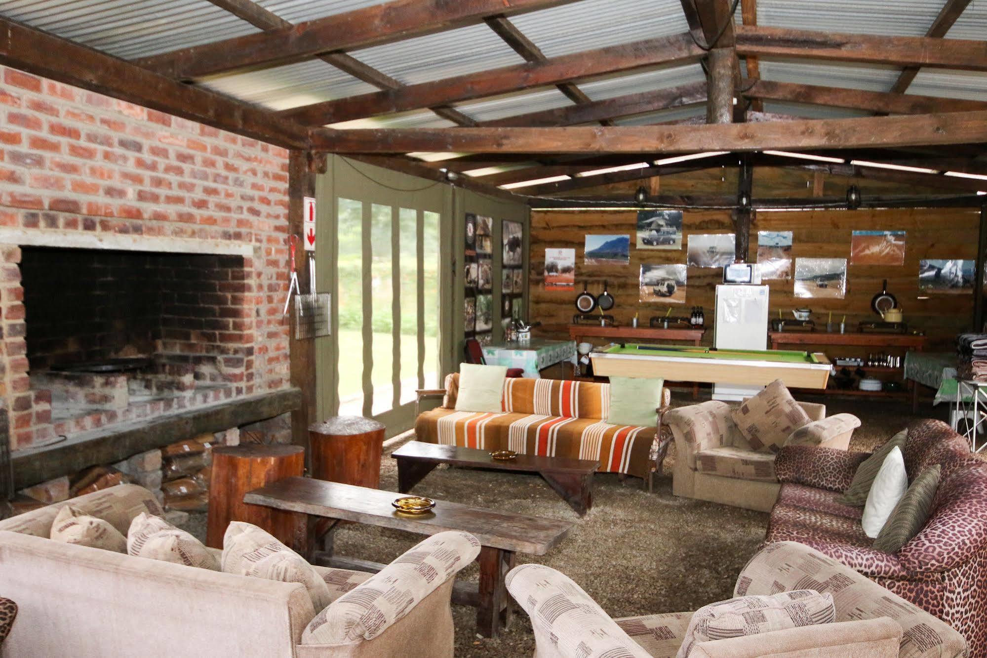 The Village Lodge Stormsrivier Esterno foto