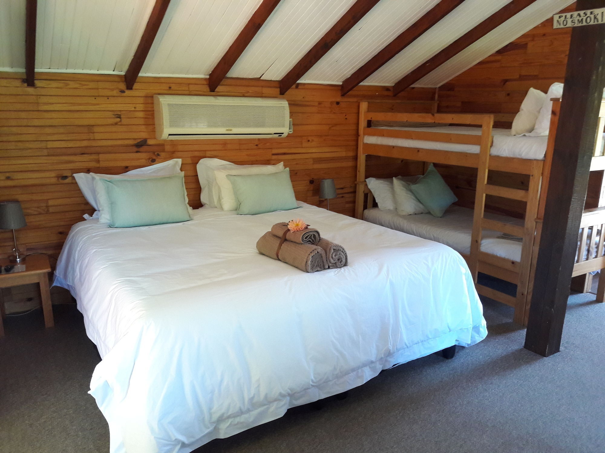 The Village Lodge Stormsrivier Esterno foto