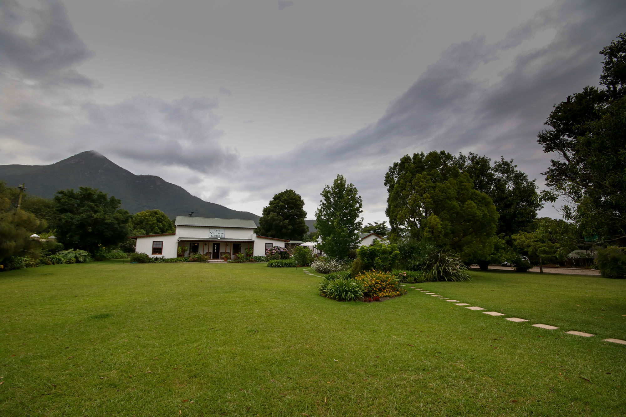 The Village Lodge Stormsrivier Esterno foto