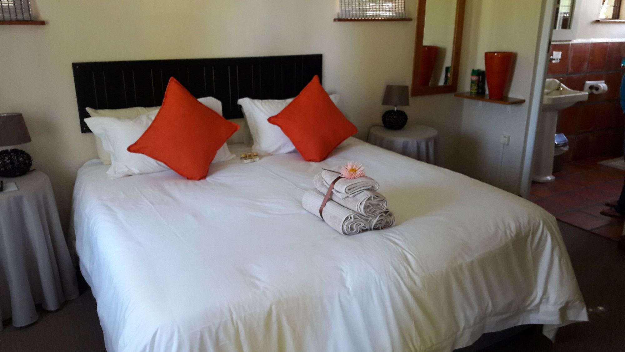 The Village Lodge Stormsrivier Esterno foto