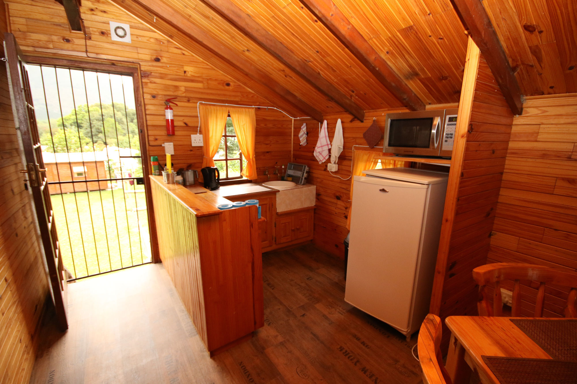The Village Lodge Stormsrivier Esterno foto