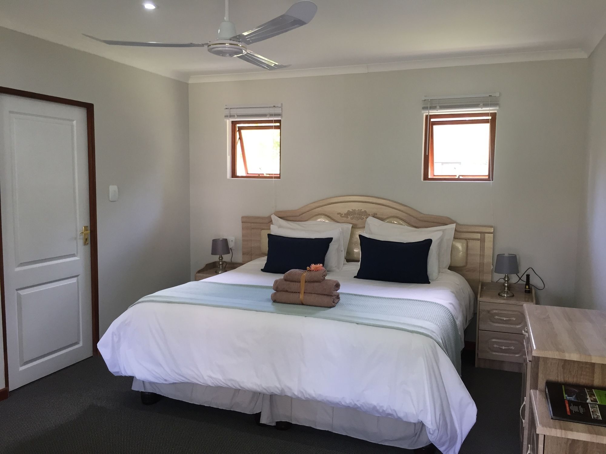 The Village Lodge Stormsrivier Esterno foto